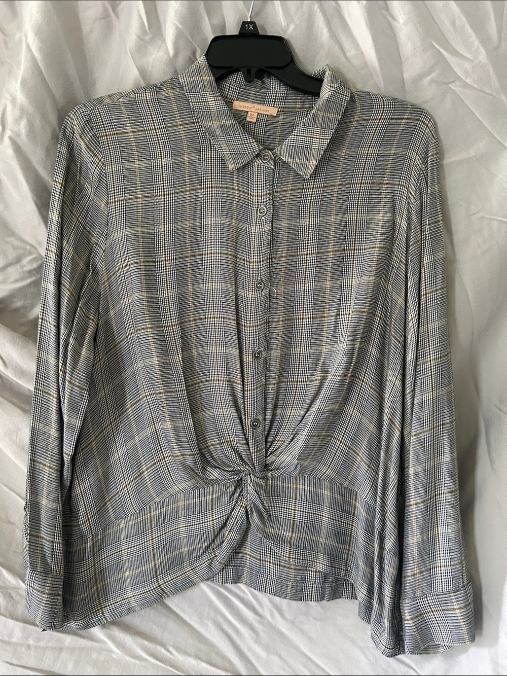 Gibson Latimer Gray Plaid Button-Down Twist Front Blouse